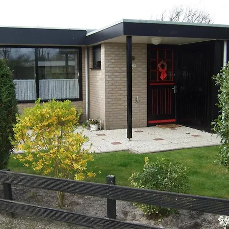 Furnished For Max 4 * Sint Maartensvlotbrug