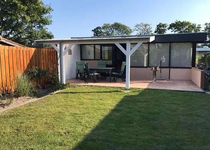 In Wildrijk With Fenced Garden Sint Maartensvlotbrug