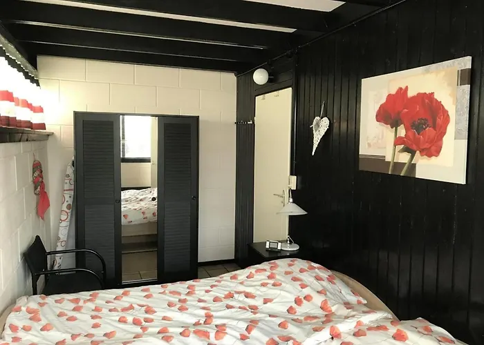 Feriehus In Wildrijk With Fenced Garden