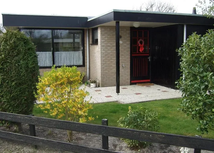 In Wildrijk With Fenced Garden * Sint Maartensvlotbrug